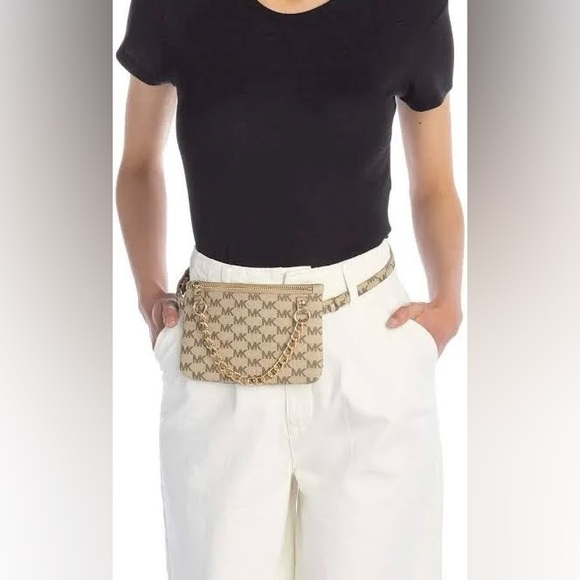 Michael Kors Signature Logo Pull Chain Belt Bag - Picture 1 of 13